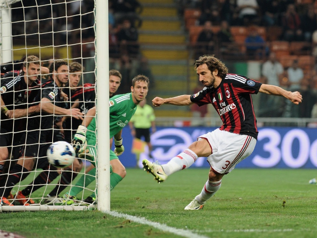 比赛中传球 比赛中传球